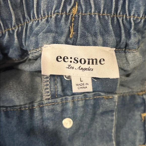 Eesome Light Blue Flare Jeans large - Picture 2 of 3